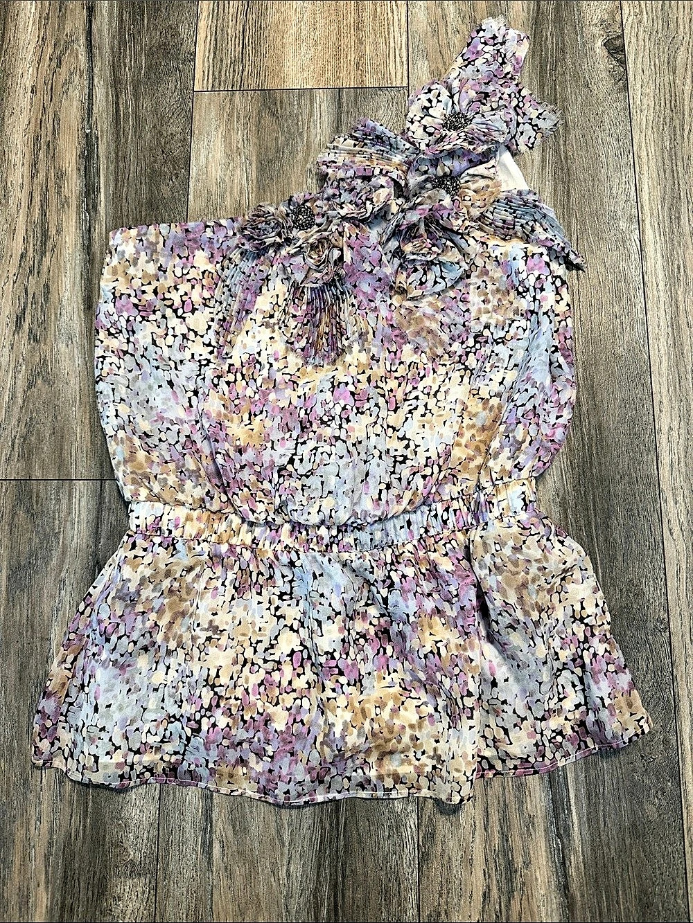 bebe Floral Silk blouse Size XS